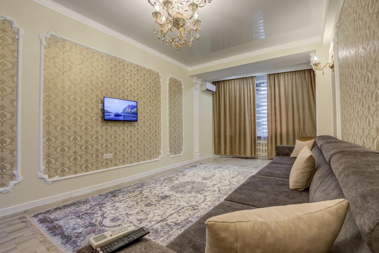 Ferienwohnung 2-Ком Квартира Bischkek Exterior foto